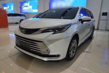 Used Toyota Sienna 2021 2.5L Hybrid Platinum Edition