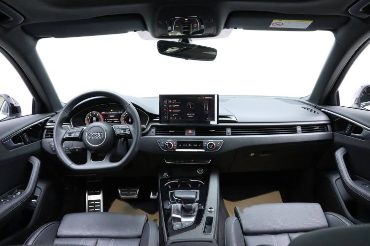 Used Audi A4L 2023 40 TFSI Luxury Dynamic Model
