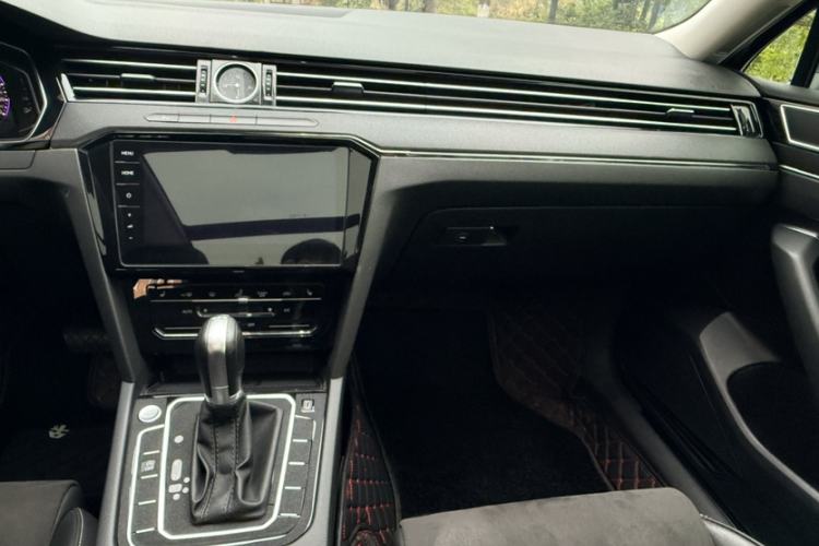 Used Volkswagen Magotan 2020 330TSI DSG Luxury Edition
