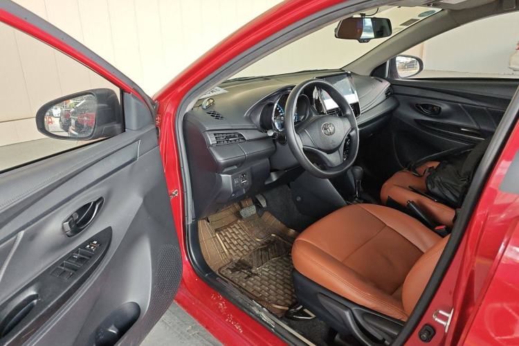 Used Toyota YARiS L 2019 1.5E CVT Dynamic Edition China VI compliant
