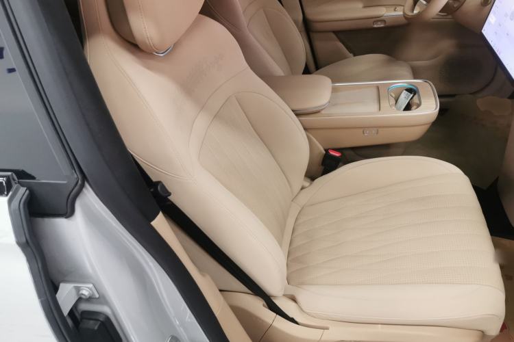 Used  Star Era ET 2024 Extended-Range 240 Ultra All-Wheel Drive