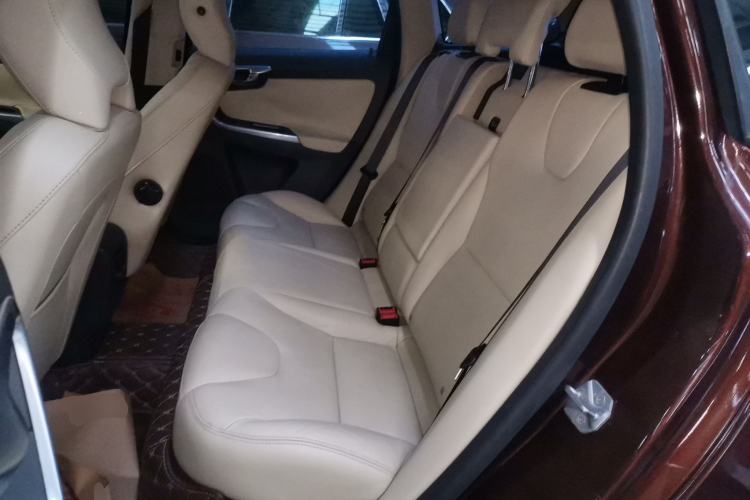 Used Volvo XC60 2014 T5 Zhiyi Edition
