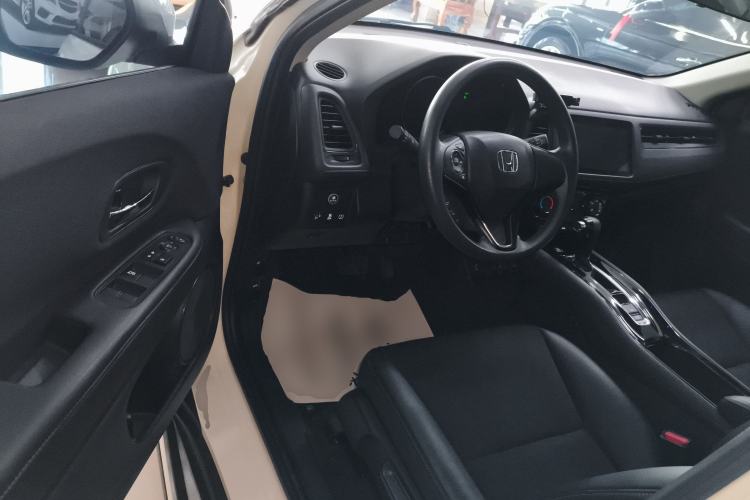 Used Honda Vezel 2020 1.5L CVT Pioneer Edition