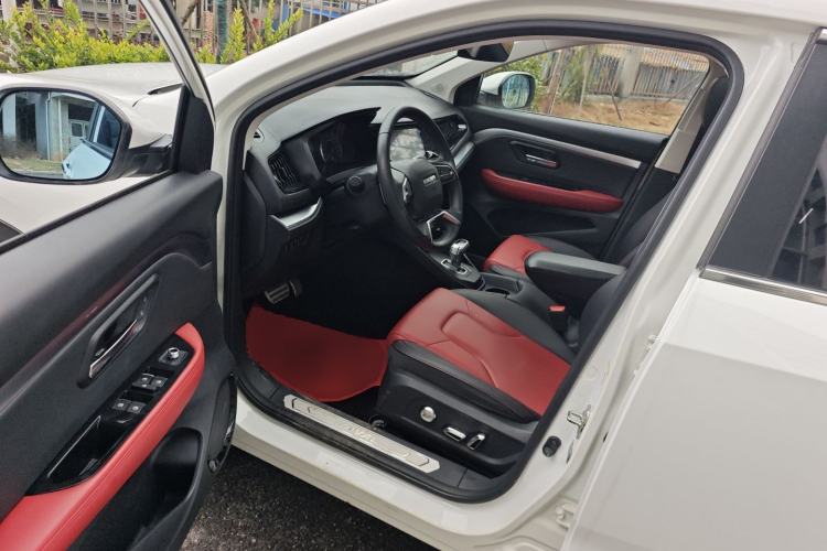 Used Haval H2s 2017 Red-Label 1.5T Dual-Clutch Luxury Model
