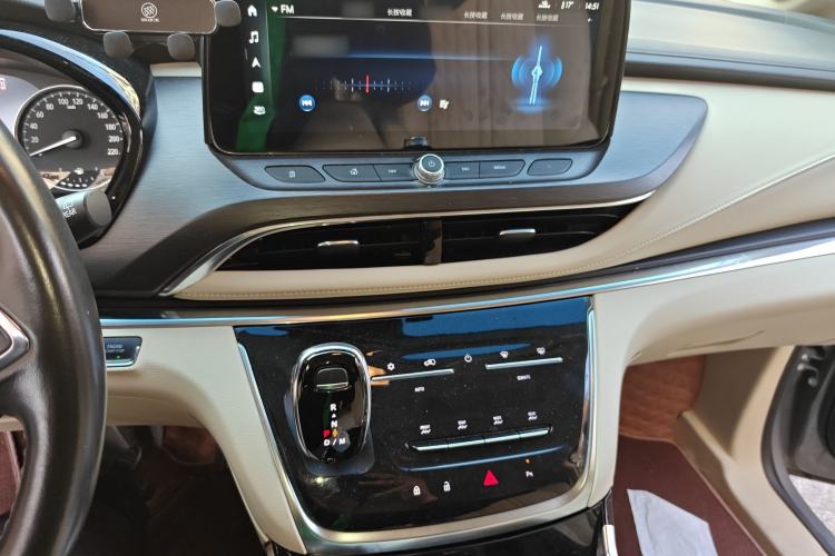 Used Buick GL8 2023 Land Executive Class 652T Luxury Model
