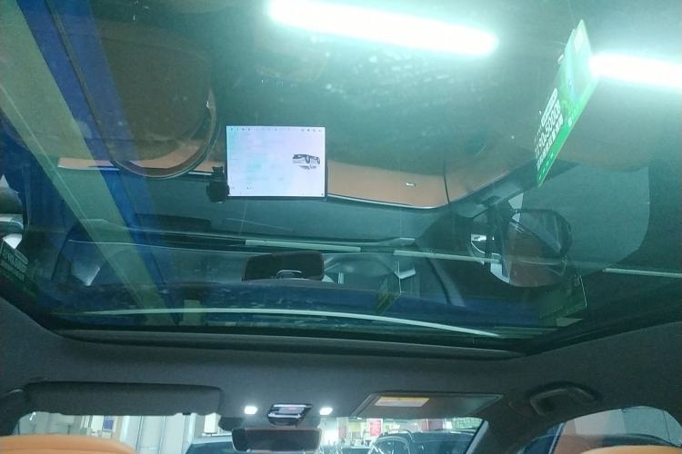 Used  E07 2025 All-Electric 4x4 with 90 kWh Max Intelligent Driving Version