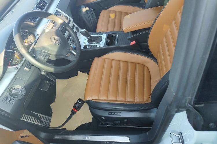 Used Volkswagen FAW-Volkswagen CC 2013 1.8TSI Luxury Model
