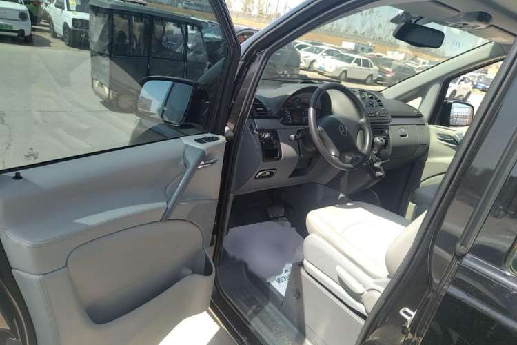 Used Mercedes-Benz Vito 2013 3.0L Elite Edition