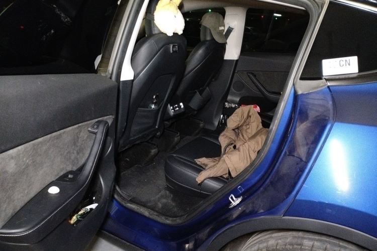 Used Tesla Model Y 2023 Long-Range All-Wheel-Drive Version