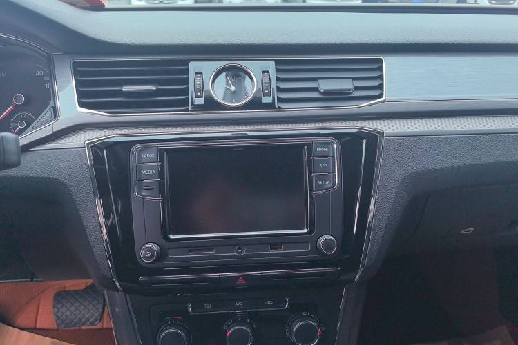 Used Volkswagen Passat 2017 1.8TSI DSG Government Procurement Version (CEA Engine)
