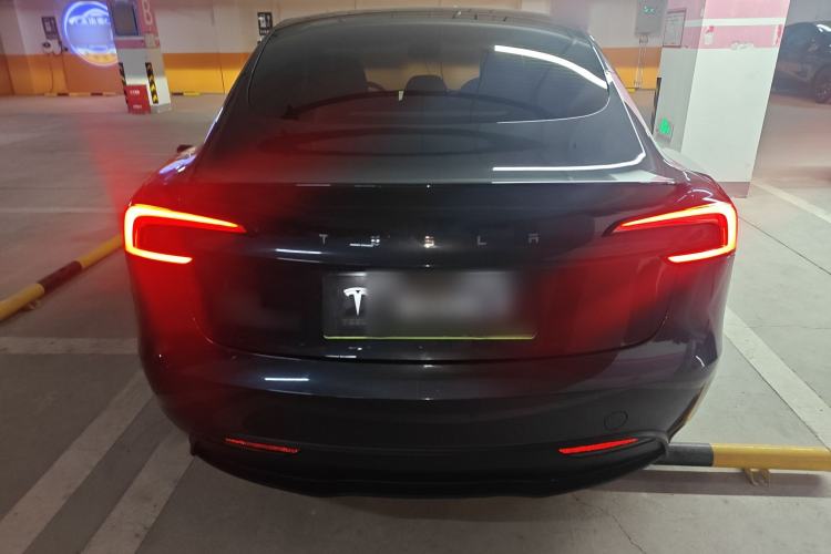 Used Tesla Model 3 2023 Rear-Wheel-Drive Version
