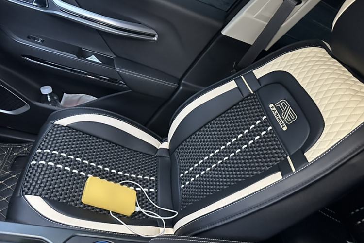 Used  King Kong 2025 430 km Two-Wheel Drive Long Bed – Lucky King
