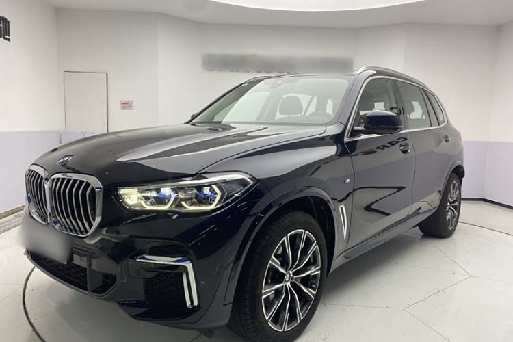 Used BMW X5 2022 Restyled xDrive 30Li Luxury Version M Sport Package
