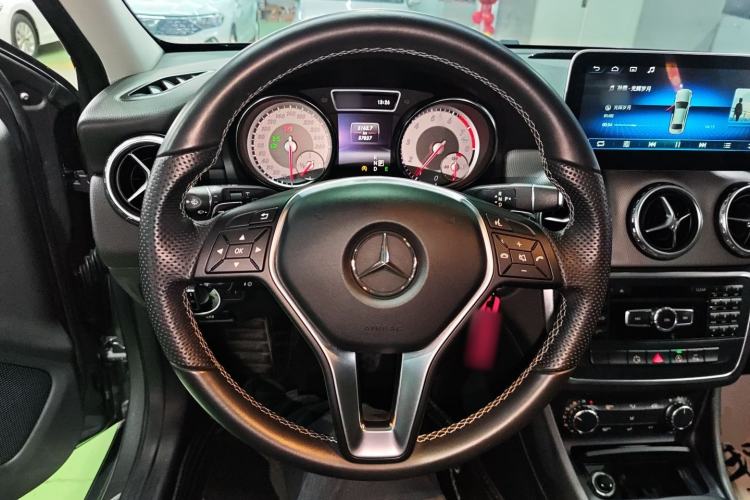 Used Mercedes-Benz GLA 2015 GLA 200 Sport Edition
