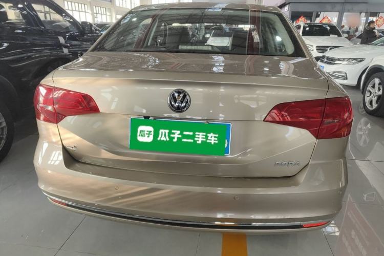 Used Volkswagen Bora 2017 1.6L Manual Comfort Model
