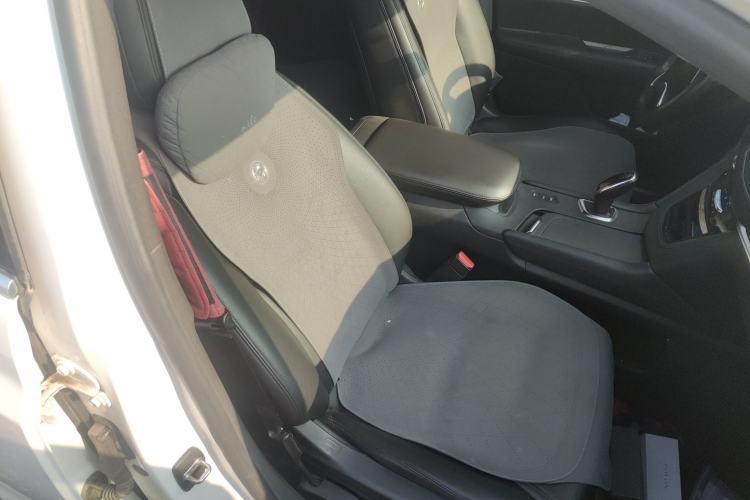 Used Cadillac XT5 2018 28E Four-Wheel Drive Tech Version
