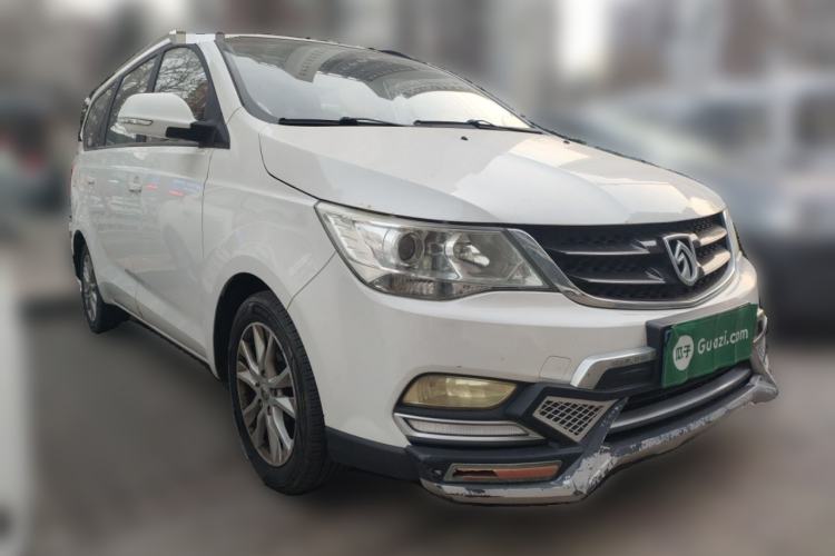 Used Baojun 730 2016 Revised 1.5L Manual Standard Version 7 Seats China V Emission Standard