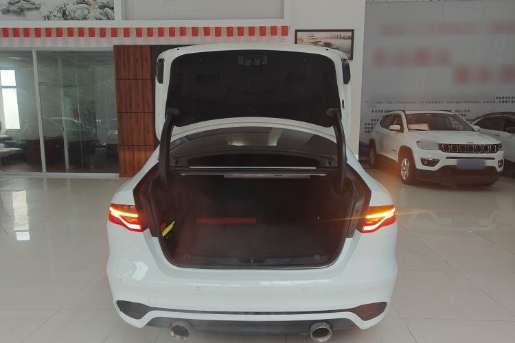 Used Jaguar XEL 2020 2.0T 200PS R-DYNAMIC Youth Sports Edition
