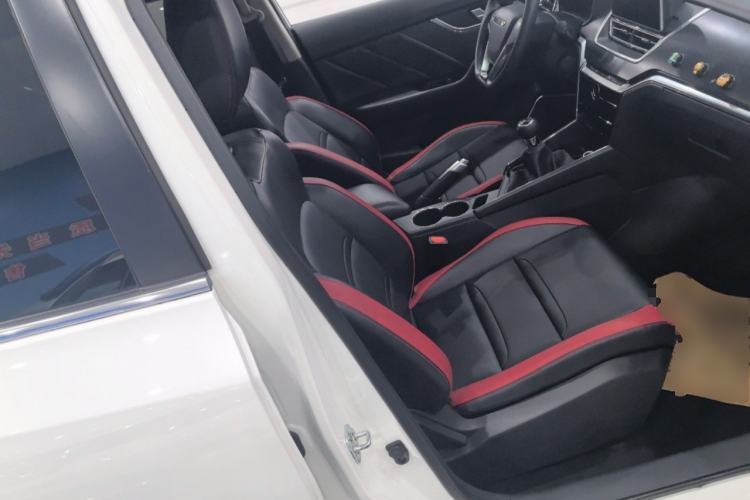 Used Venucia T60 2020 1.6L Manual Smart Vision Version China VI Standard