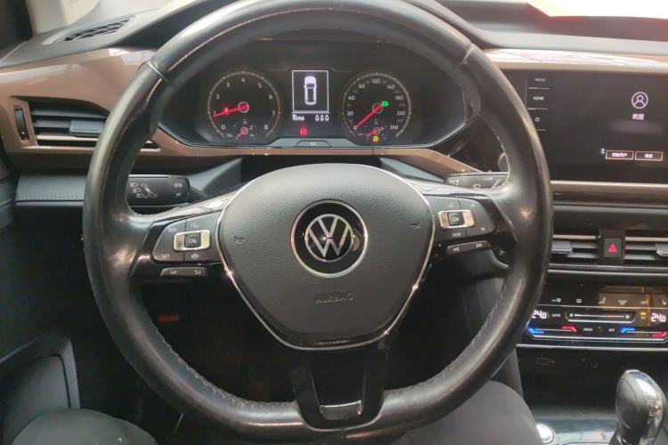 Used Volkswagen Tharu 2021 280TSI Two-Wheel Drive Comfort Edition
