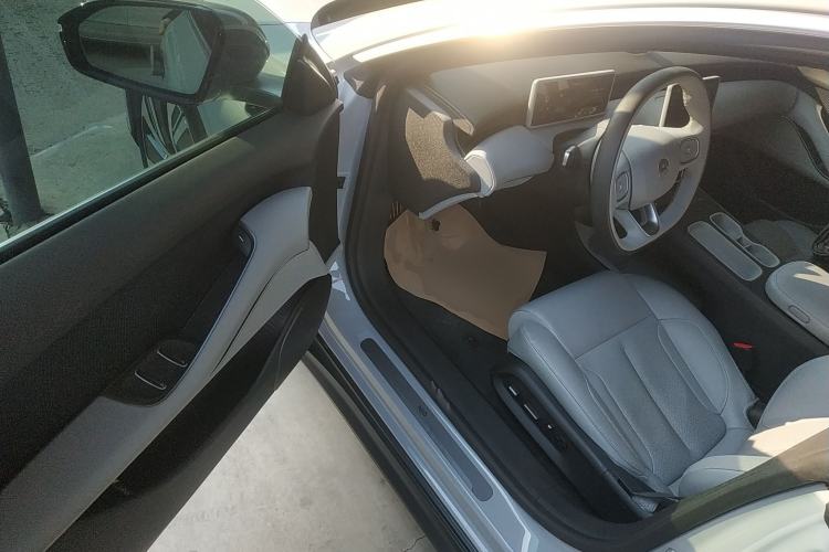 Used Nio ET5 2025 75 kWh