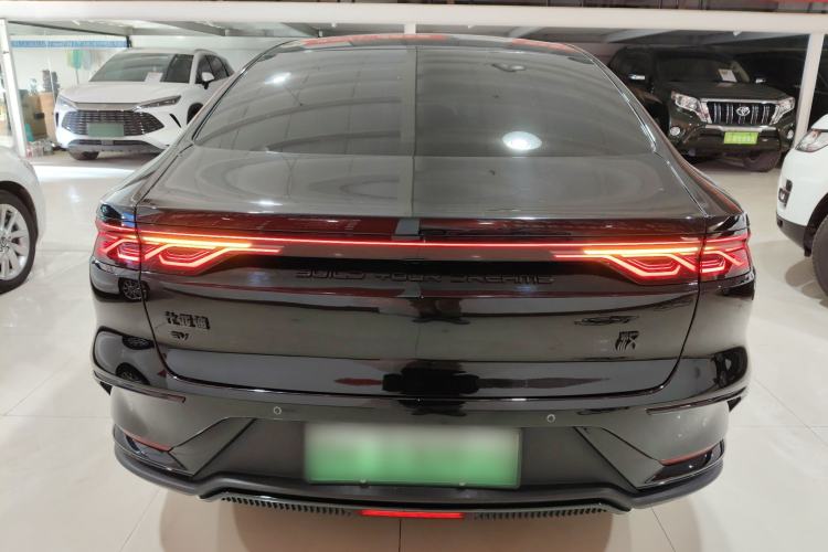 Used BYD Han 2024 EV Glory Edition 506KM Front-Wheel-Drive Premium Model