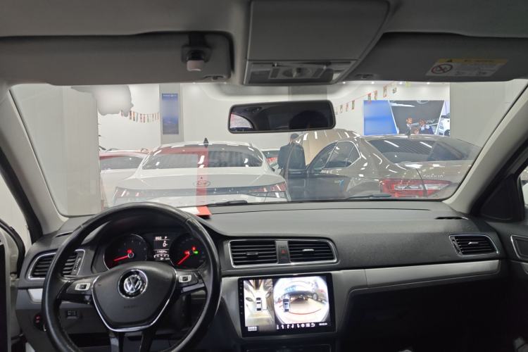 Used Volkswagen Lavida 2017 1.6L Automatic Comfort Edition