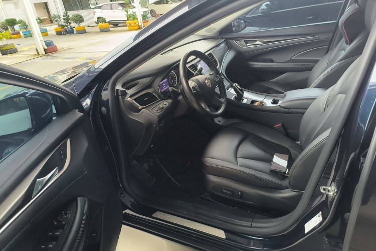 Used Buick LaCrosse 2021 652T Luxury Model
