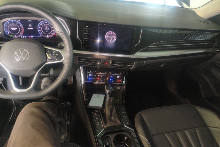 Used Volkswagen Passat 2024 380TSI Starry Luxury Edition
