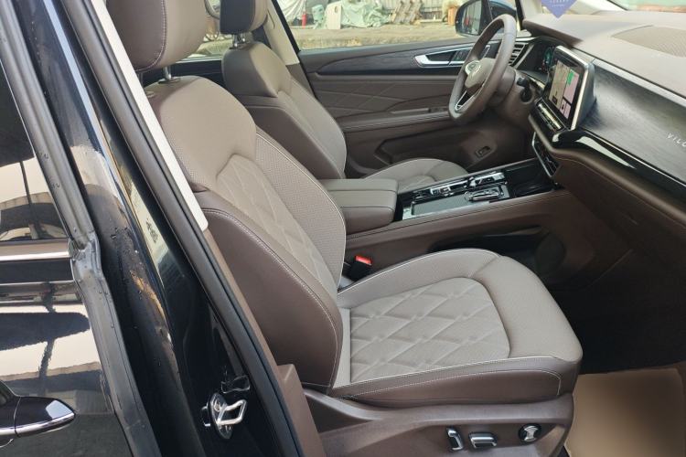 Used Volkswagen Viloran 2024 380TSI Premium Edition
