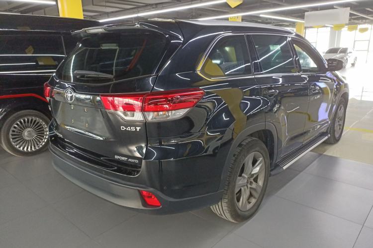 Used Toyota Highlander 2018 2.0T Four-Wheel Drive Luxury Version 7 Seats China VI Standard
