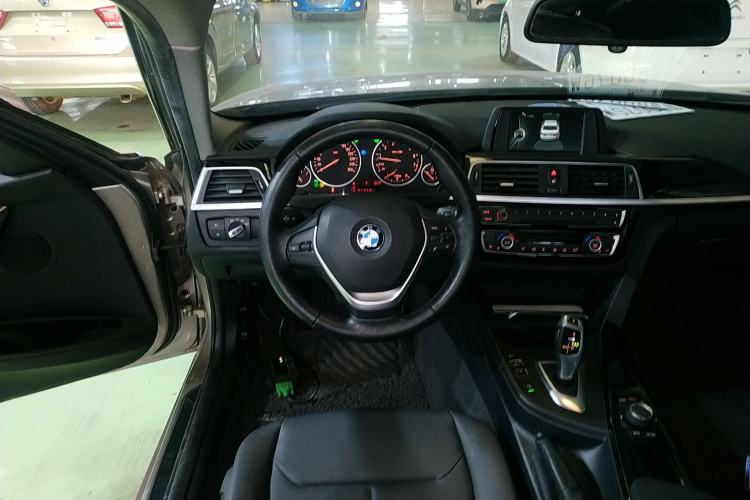 Used BMW 3 Series 2017 320Li Fashion Model
