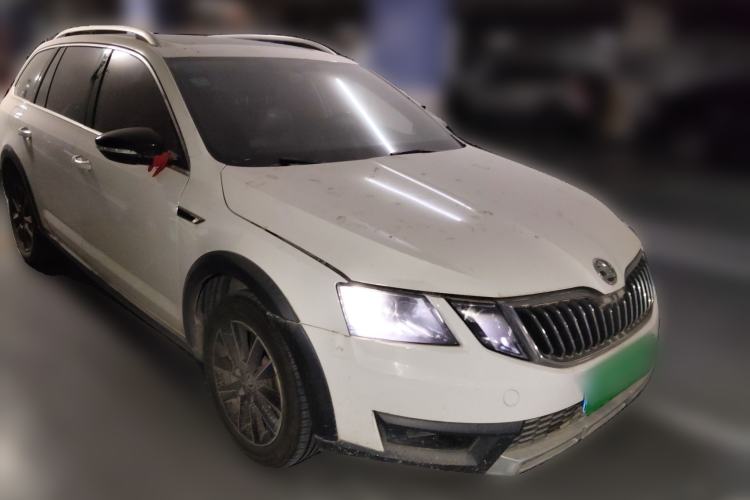 Used Skoda Octavia 2018 Station Wagon TSI230 DSG Luxury Edition