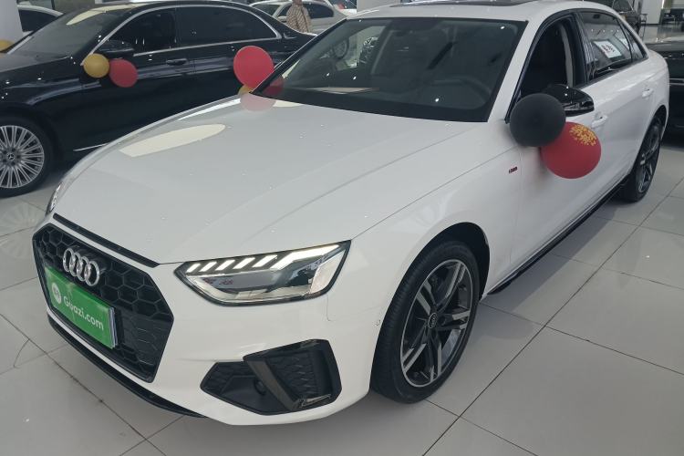 Used Audi A4L 2022 40 TFSI Luxury Dynamic Model
