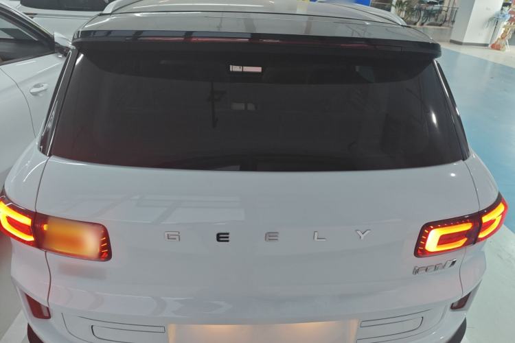 Used Geely Auto icon 2023 1.5TD Chocolate Smoothie Edition
