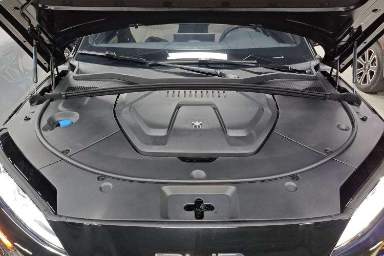 Used BYD Song PLUS New Energy 2024 Honor Edition EV 520km Luxury Model
