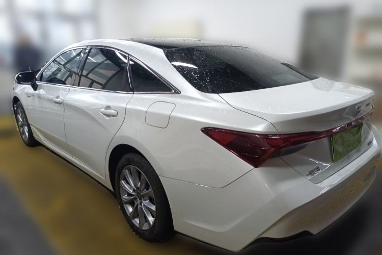 Used Toyota Avalon 2024 Dual-Motor 2.0L Premium Edition

