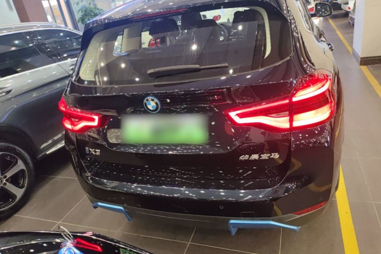 Used BMW iX3 2021 Updated Leading Edition
