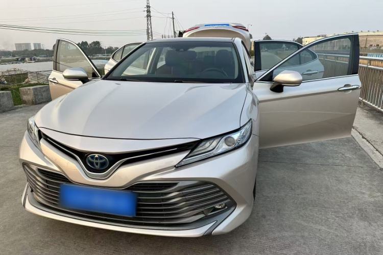 Used Toyota Camry 2019 Revised Version Dual-Engine 2.5 HG Luxury Edition
