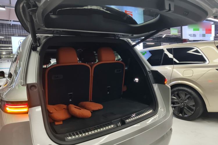 Used Li Auto L9 2022 Max model
