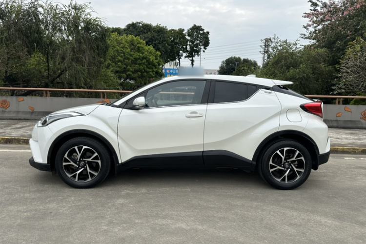 Used Toyota C-HR 2020 2.0L Leading Edition
