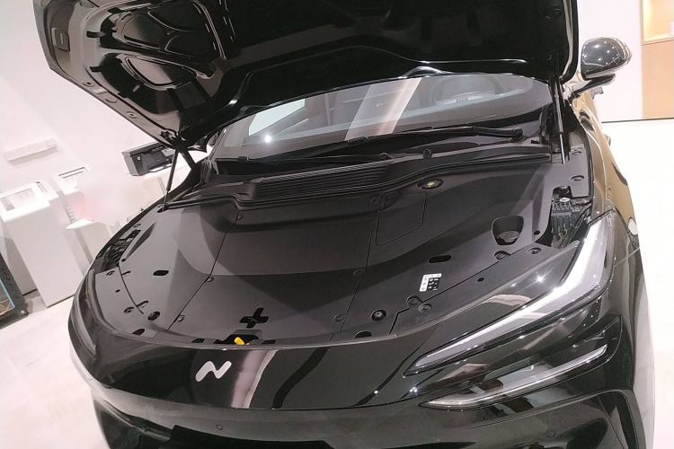 Used ONVO L60 2024 60 kWh All-Wheel Drive
