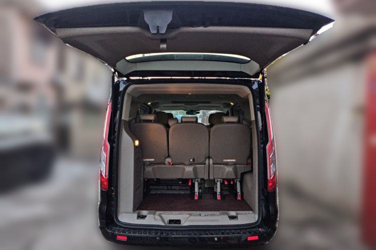 Used Ford Tourneo Custom 2016 2.0T Manual Elite Edition