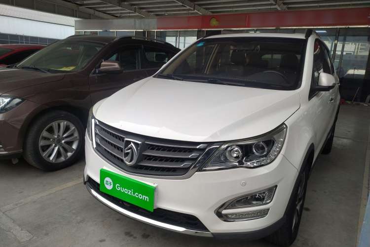 Used Baojun 560 2016 1.8L iAMT Luxury Model
