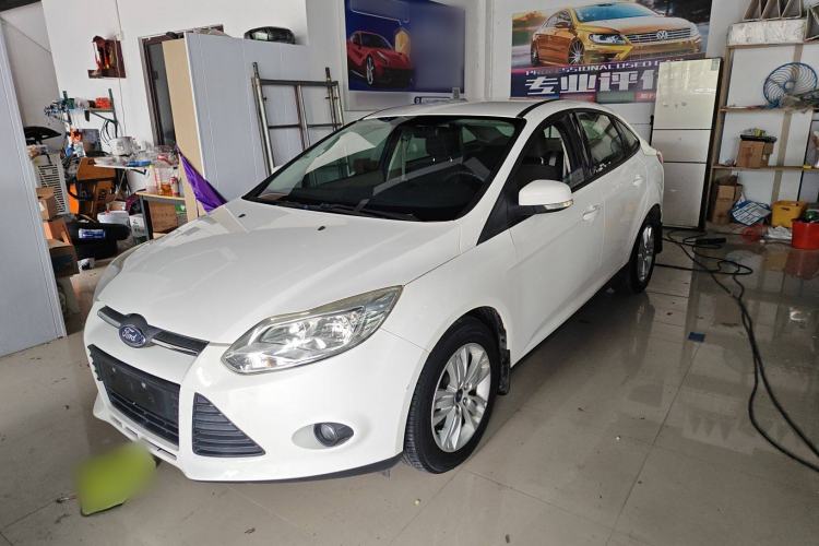 Used Ford Focus 2012 Sedan 1.6L Automatic Comfort Model
