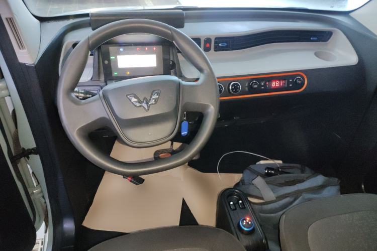 Used Wuling Hongguang MINIEV 2020 Lite Version Lithium Iron Phosphate
