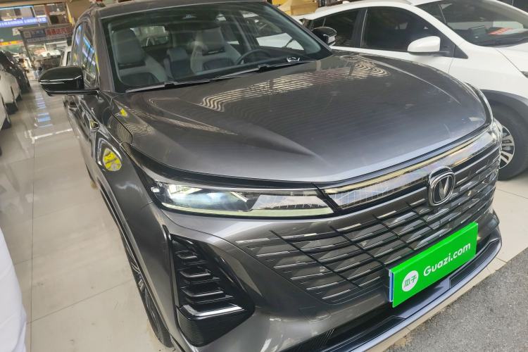 Used Changan CS75 PLUS 2024 3rd Generation Champion Edition 1.5T Intelligent Drive Dynamic Model
