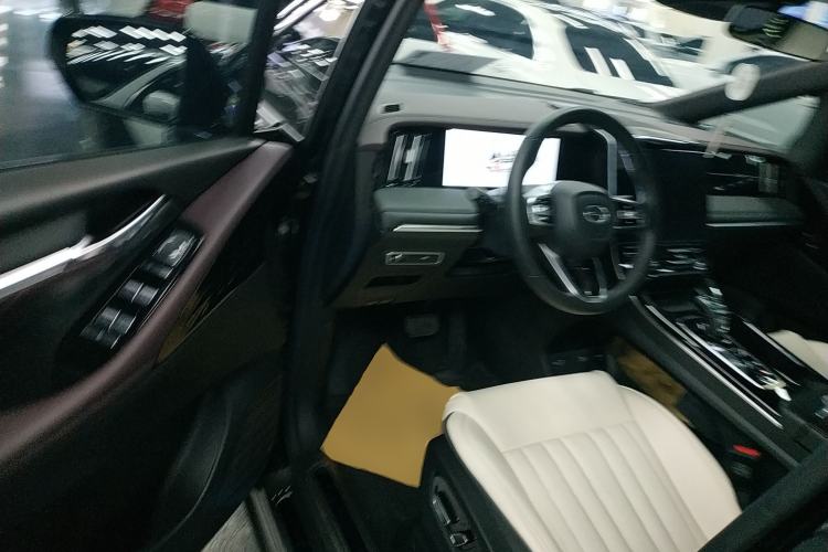 Used GAC Trumpchi M8 2024 Master Series 400T Prestige Edition
