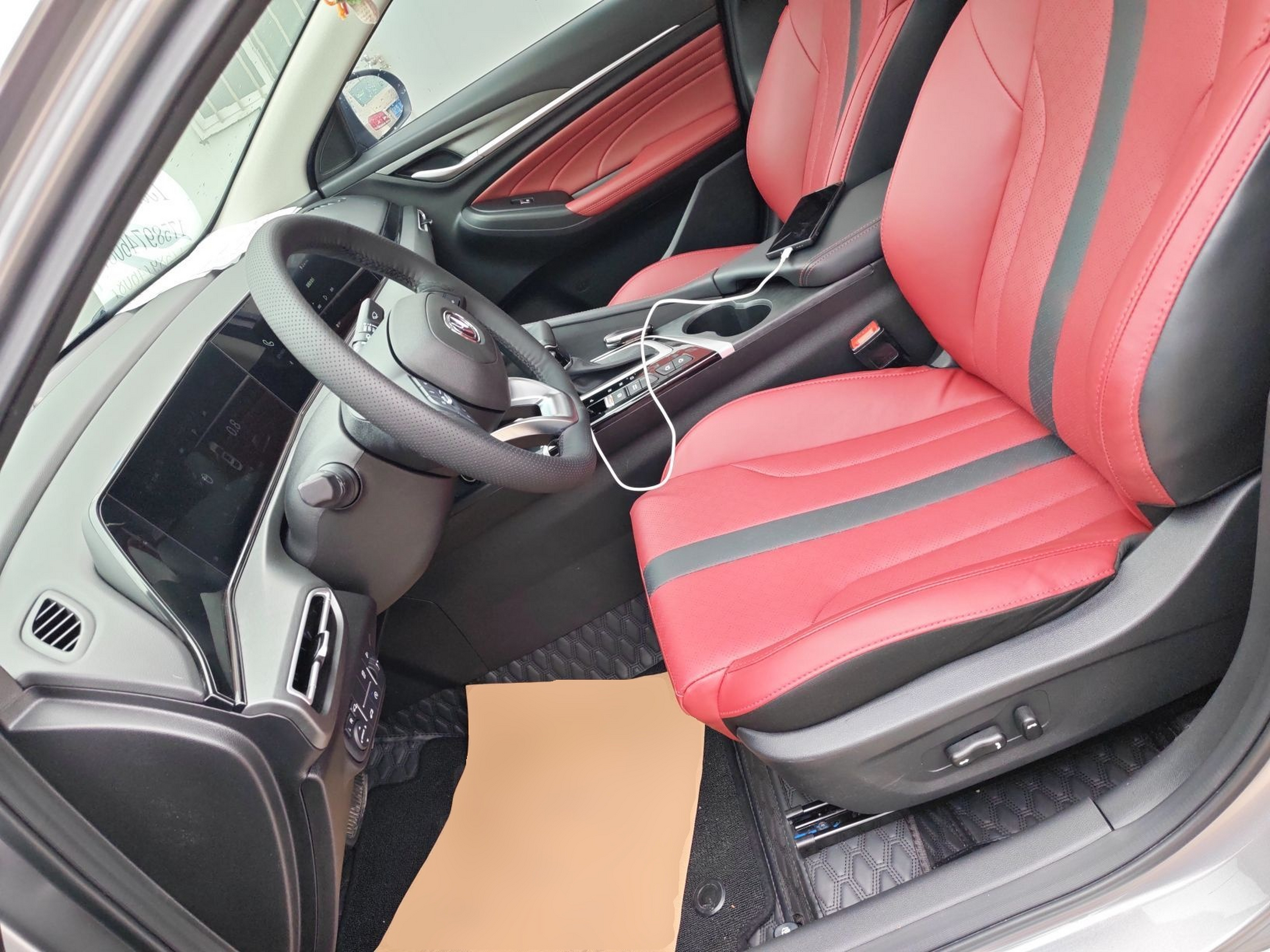 Переднее сиденье в автомобиле