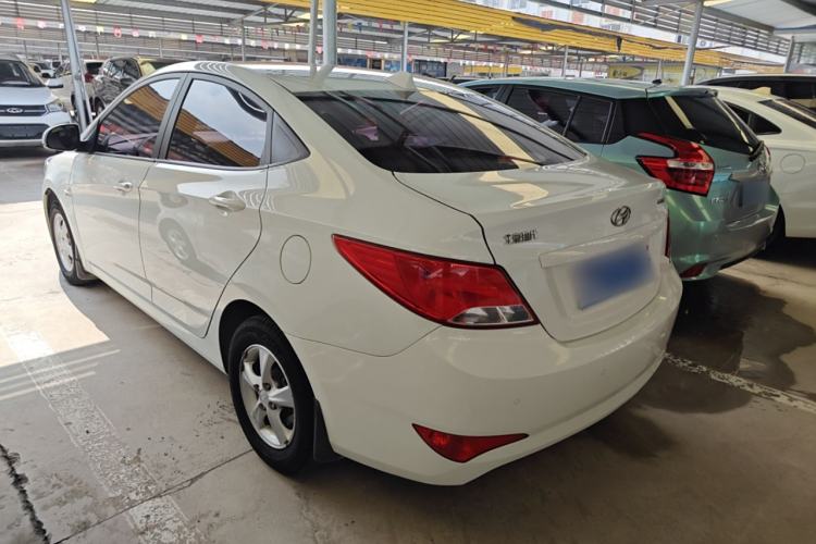 Used Hyundai Verna 2014 1.4L Manual Smart GLS Trim
